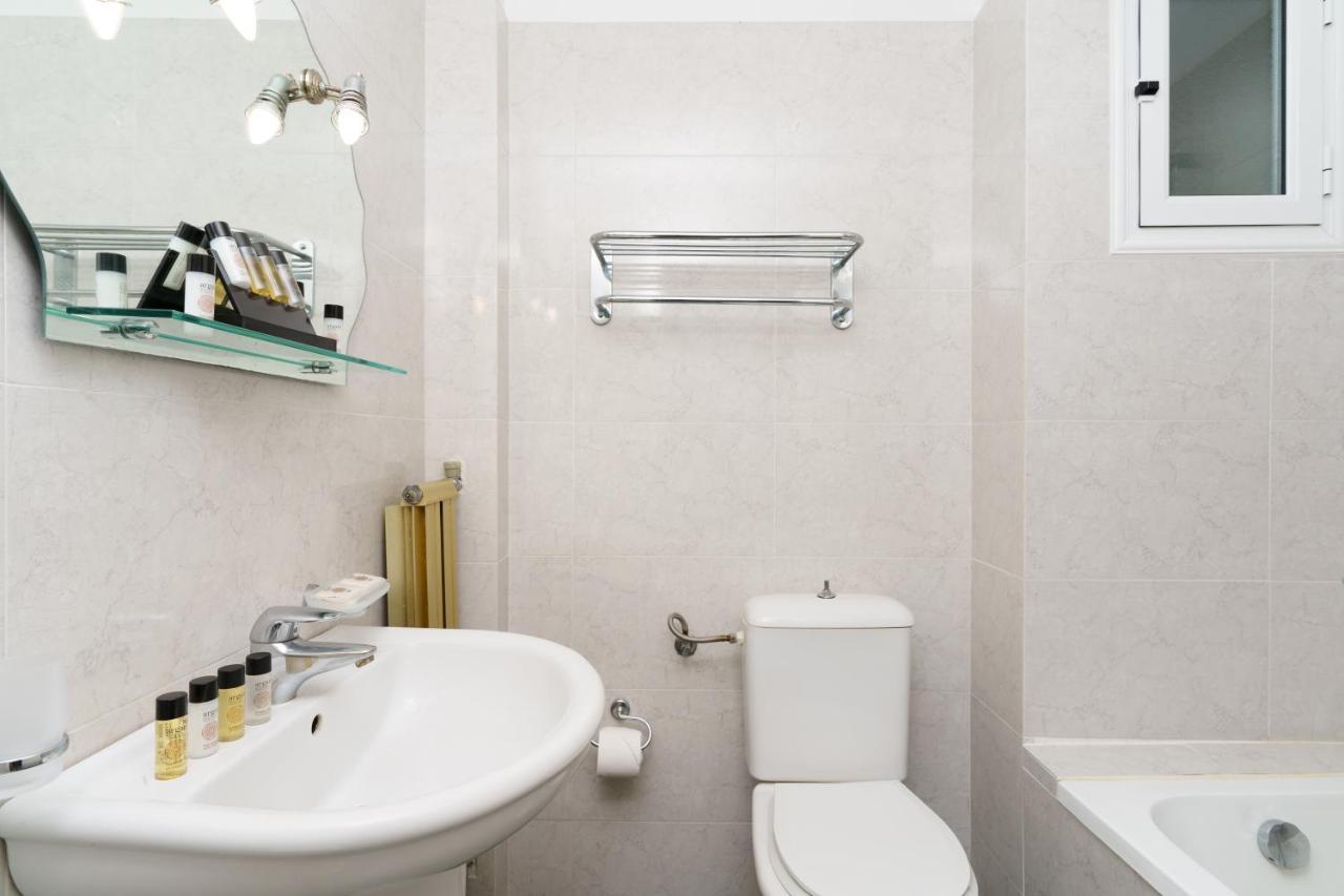 Stefania Hotel Amarynthos Luaran gambar
