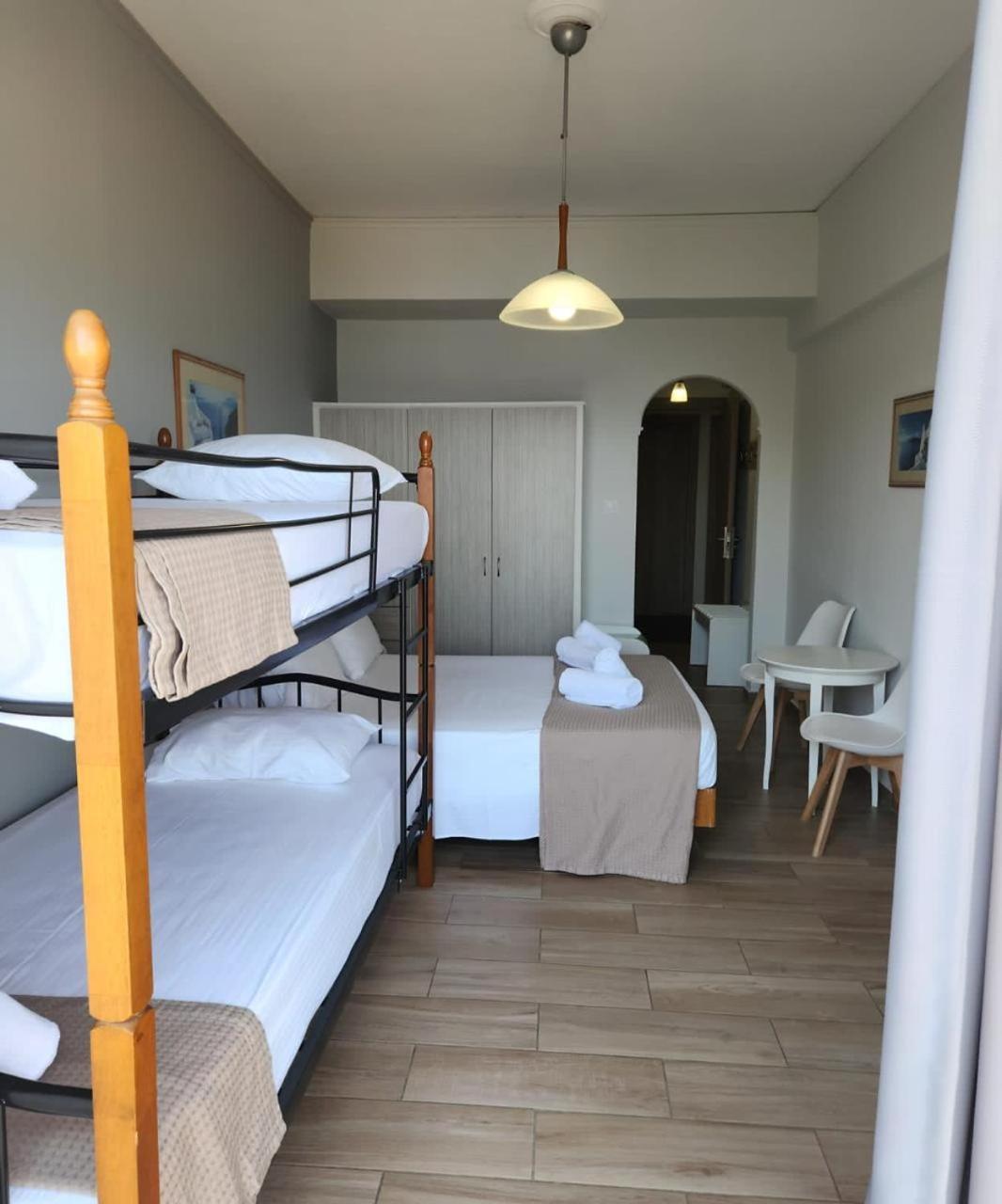 Stefania Hotel Amarynthos Luaran gambar
